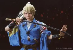 【中古】生写真(男性) 三浦宏規(髭切)/横型・上半身・背景黒・キャラクターショット/「ミュージカル『刀剣乱舞』 髭切膝丸 双騎出陣2020 ～SOGA～」ブロマイド SOGAver.