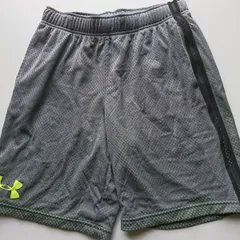 326 150cm アンダーアーマー ハーフパンツ