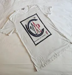 極美品　MONCLER Tシャツ　バックロゴホワイト　M 国内正規品 4S258 Moncler ロゴ Tシャツ | ホワイト | FARFETCH JP