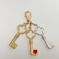 【中古】LOUIS VUITTON ルイ・ヴィトン LV 18K パンダンディフ イディール エナメル ハート スリーキー チャーム ペンダント