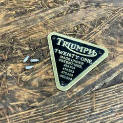 TRIUMPH エンブレム クローム左右セット fit=scale-down,w=1200