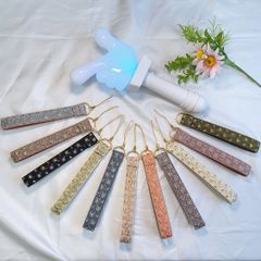 【No.2】A～F スマホ ペンライト ハンド ストラップ  インド刺繍リボン 合皮