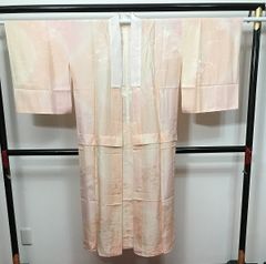 【中古】Sサイズ 長襦袢 正絹 流水に草花の地紋 ピンクぼかし 身丈長め