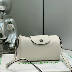 新品 LONGCHAMP ル プリアージュ　エクストラ XS ポーチ エクリュ