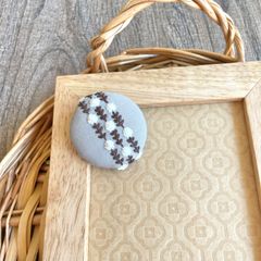 刺繍【ヘアゴム】【ポニーフック】【ブローチ】選べるパーツ　no.101