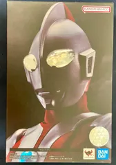 S.H.フィギュアーツ　ウルトラマン　真骨彫製法　約150mm　塗装済み可動フィギュア【未開封品】【アウトレット倉庫在庫】【北海道、沖縄、九州、離島はお届け不可】