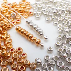 ＊10g×2＊ 金銀セット ガラスビーズ シードビーズ メタルゴールド シルバー ラウンド 2mm xsb2m-halfのサムネイル