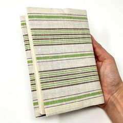着物リメイク 布ブックカバー つむぐ工房 遠州綿紬 新緑/草木 文庫本サイズ リバーシブル ハンドメイド B161