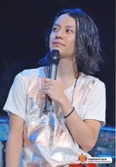 【中古】生写真(ジャニーズ) 関ジャニ∞/渋谷すばる/シャツ白・上半身・左手マイク・背景黒・YAMAGATA0819・ライブフォト/公式生写真