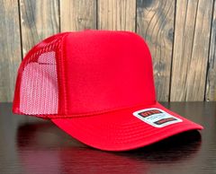 OTTO トラッカーメッシュキャップ　ソリッドバイザー　　HIGHクラウン深め　レッド