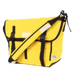 新品 STUSSY ステューシー バッグ PORTER ポーター 別注 メッセンジャーバッグ イエロー 吉田カバン コラボ ブランド カジュアル【メンズ】のサムネイル