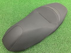 PCX125 JK05 純正シート - メルカリ