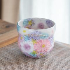 日本製　ゆずりは工房 ＊色彩花　福々碗（瓢型）＊  酒器  花柄 おしゃれ かわいい    陶器 瀬戸焼 和食器 手描き 海外プレゼント 贈り物 ギフト 母の日 敬老の日 誕生日