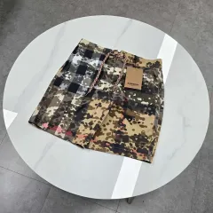 ショートパンツ Burberry Press shorts 美品✴︎Burberry ショートパンツ - メルカリ