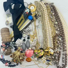 遺品整理　生前整理　アクセサリー　まとめ売り　大量　⑭