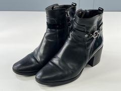 ★GEOX ジェオックス ショートブーツ サイドジップ ブラック レディース レザー 表示サイズ37.5 6.5㎝ヒール 中古品