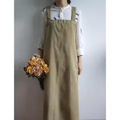 ☆ ライトブラウン ☆ チュニックエプロン lyadaprn1 エプロン かぶるだけ チュニック おしゃれ ロングエプロン ワークエプロン カフェエプロン 保育士 ロング丈 メンズ レディース ワンピース シンプル 無地 花屋 お 尻 隠れる 黒 茶 赤
