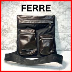 ✨FERRE ジャンフランコフェレ ショルダーバッグ レザー 斜め掛け