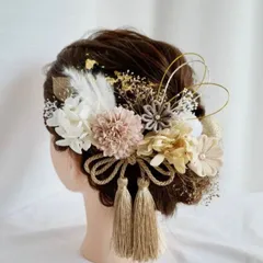 T10 つまみ細工とドライフラワーの髪飾り　ベージュ