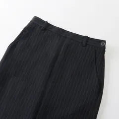 美品 国内 JPタグ 2022 バレンシアガ BALENCIAGA 725121 HOURGLASS SKIRT 36/ブラック スカート ストライプ【2400013725613】のサムネイル