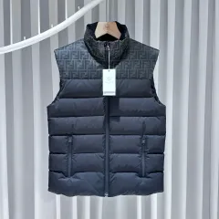 2025年最新】Fendi メンズ ベストの人気アイテム - メルカリ