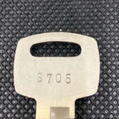 オフィス家具　鍵　中古　コクヨ　S705　書庫　ロッカー　メーカー純正