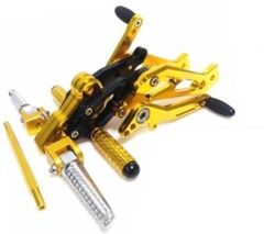 限定カラー　ホンダ　GROM用　アルミビレット削り出し　バックステップ　　ゴールド