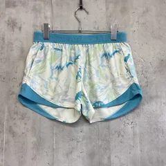 UNDER ARMOUR アンダーアーマー　ショートパンツ　オフホワイト×ブルー×柄物　レディース　Mサイズ