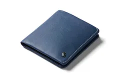 再入荷 Bellroy ベルロイ 財布 カードケース アークティックブルー