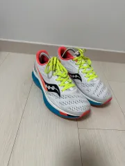 ★新品 未使用★ サッカニー エンドルフィンスピード4 メンズ25.5cm ヨドバシ.com - サッカニー SAUCONY エンドルフィンスピード4