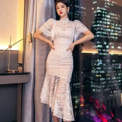 エレガント総レースドレス?結婚式パーティー用アシンメトリーデザイン