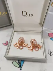 2024年最新】dior ピアス ピンクゴールドの人気アイテム - メルカリ