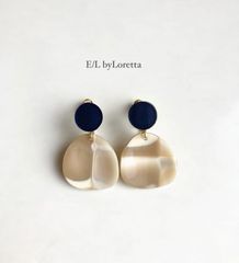 THANNピアス ネイビー×イエロー - メルカリ