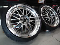 軽量 カスタムサイズ 深リム メッシュ levanna V10-EX FFT 19inch 8.5J 