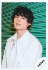 【中古】生写真(ジャニーズ) SixTONES/松村北斗/バストアップ/シングル「僕が僕じゃないみたいだ」MVオフショット/公式生写真