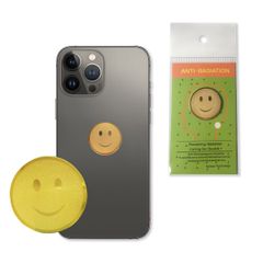 電磁波シール 電磁波対策 ステッカー にこちゃん スマホ パソコン 貼るだけ かわいい ストレス軽減 リラックス効果 健康志向 スマイルマーク おしゃれ デザイン 安心感 薄い スマホケースに挟む 人気商品 1枚
