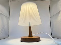 RKK17 未使用 LEDタッチライト オーム電気 TT-Y20T-T 3段階調光 電球色