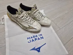 mizuno(ミズノ) アルファ エリート アスリート向け ホワイトゴールド MD ジャパン サッカーシューズ