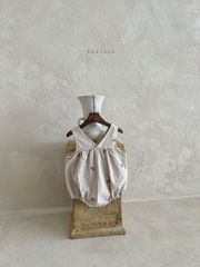 韓国子供服　ロンパース  ワンピース　刺繍　オーバーオール　80cm