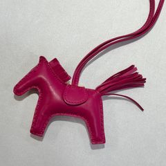美品◎HERMESエルメス　バックチャーム/ロデオ/馬/PM/ピンク/Y刻印