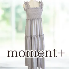 【未着用】 moment+ ワンピース パット付き シャーリングティアードカットソー キャミワンピース グレイッシュベージュ Ｍサイズ レディース モーメントプラス