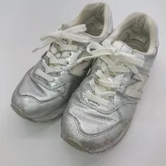 ◇ Θ◎ New Balance ニューバランス スニーカー サイズ23 シルバー系 レディース E  【1412090037511】のサムネイル