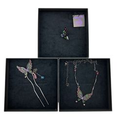 186000　ANNA SUI　鬼滅の刃アクセサリー　胡蝶カナエ＆栗花落カナヲ　３点まとめ売り
