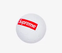 2025年最新】SUPREME umbro soccerの人気アイテム - メルカリ
