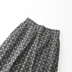 美品 定価5万 マッキントッシュ ロンドン MACKINTOSH LONDONフロッキーアンドリュープリントスカート 38/グレー-.【2400013545204】のサムネイル