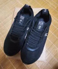 2025年最新】LOEWE スニーカーの人気アイテム - メルカリ