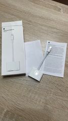 アップル　純正　ＡＶアダプター