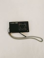 ジャンク　Panasonic LUMIX DMC-XS1 コンパクトデジタルカメラ 黒 1610万画素 バッテリーフタ壊れあり 動作未確認 バッテリー付 パナソニック　コンデジ　デジカメ