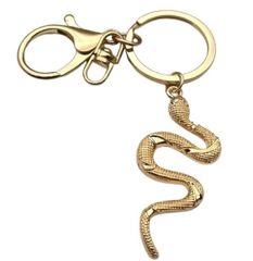 新品未使用 送料無料 ヘビ キーホルダー 蛇 へび ヘビ歳 へび年 キーリング キーチェーン ゴールド ストラップ 金運 風水 開運 縁起物 開運 へびモチーフ バッグチャーム 自転車 家 鍵 おしゃれ かわいい 開運グッズ 可愛い 嬉しい 贈り物 ギフト