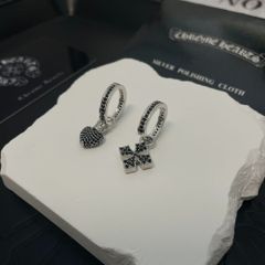 【Chrome Hearts】クロムハーツ ABタイプ ブラックダイヤモンド クロス シルバー スタッドピアス